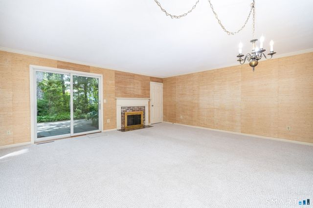 16 Tunxis Village 16, Farmington, CT 06032