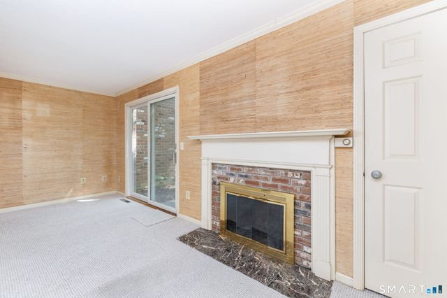 16 Tunxis Village 16, Farmington, CT 06032
