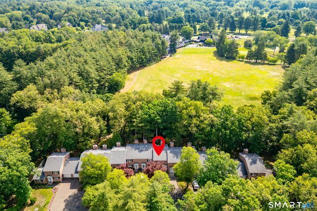 16 Tunxis Village 16, Farmington, CT 06032