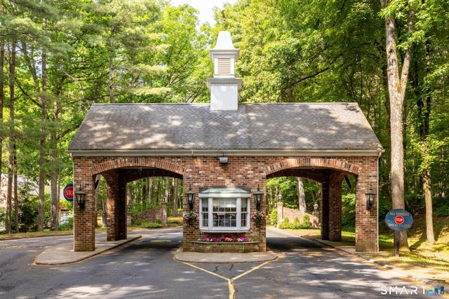 16 Tunxis Village 16, Farmington, CT 06032