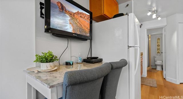 1700 Ala Moana Boulevard 1501, Honolulu, HI 96815