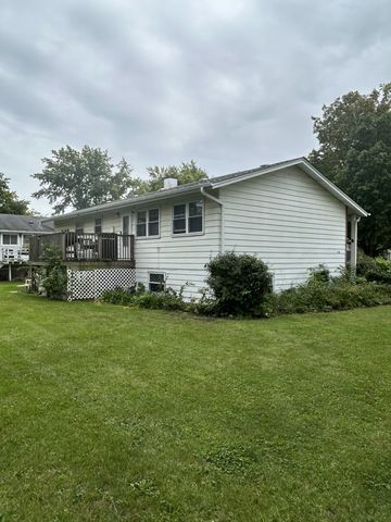 2727 Mitchell Drive, Woodridge, IL 60517