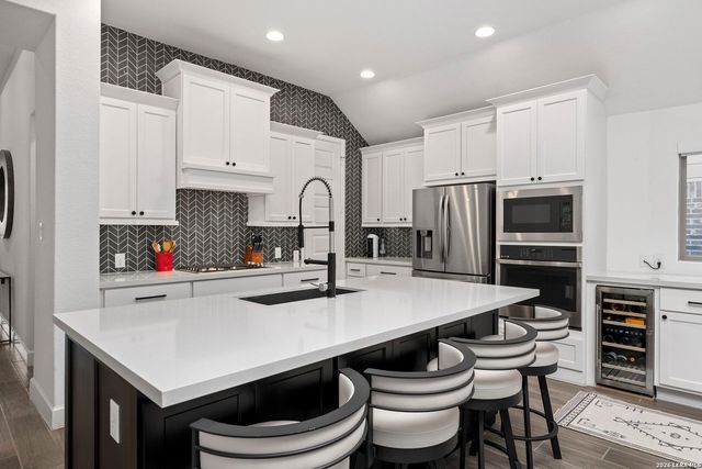 1919 Dalhart, San Antonio, TX 78253