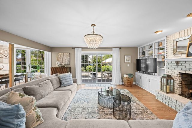 508 W MARION Street, Prospect Heights, IL 60070