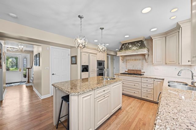 508 W MARION Street, Prospect Heights, IL 60070