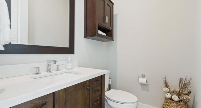 1411 Town Creek DR 4, Austin, TX 78741