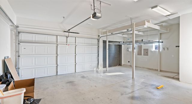1411 Town Creek DR 4, Austin, TX 78741