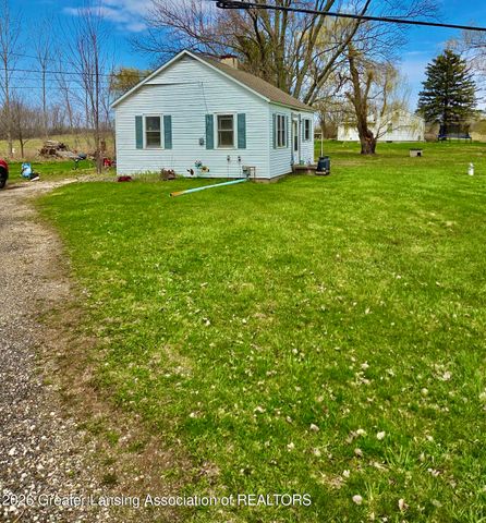 3137 Lansing Road, Charlotte, MI 48813