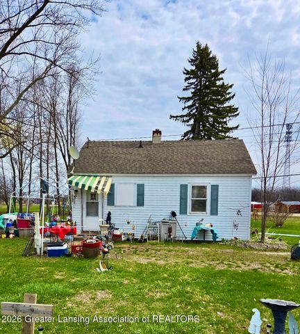 3137 Lansing Road, Charlotte, MI 48813