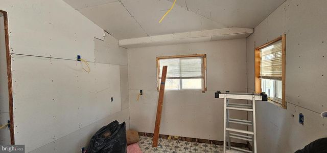 1794 MAIN ST, Port Norris, NJ 08349