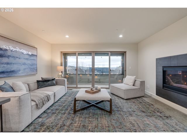 29276 Sw COSTA Cir E, Wilsonville, OR 97070