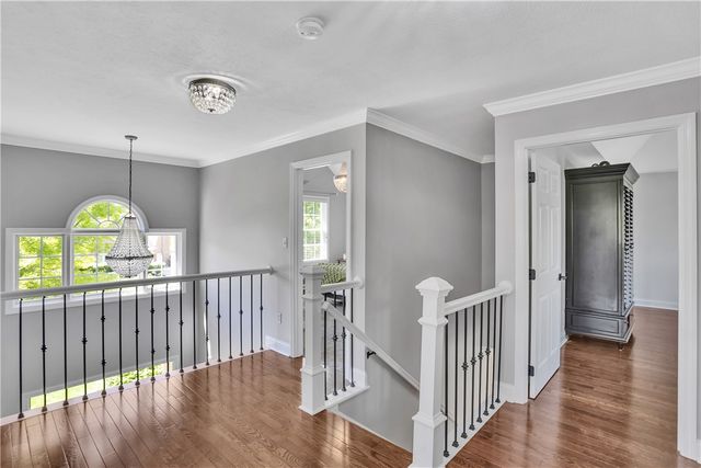 408 Honey Locust Dr, Cranberry Twp, PA 16066