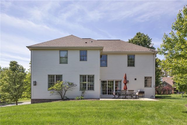 408 Honey Locust Dr, Cranberry Twp, PA 16066