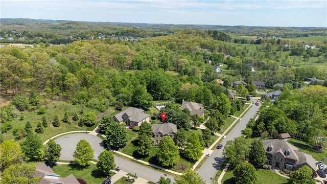 408 Honey Locust Dr, Cranberry Twp, PA 16066