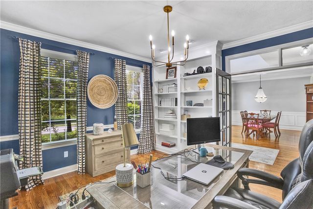 408 Honey Locust Dr, Cranberry Twp, PA 16066