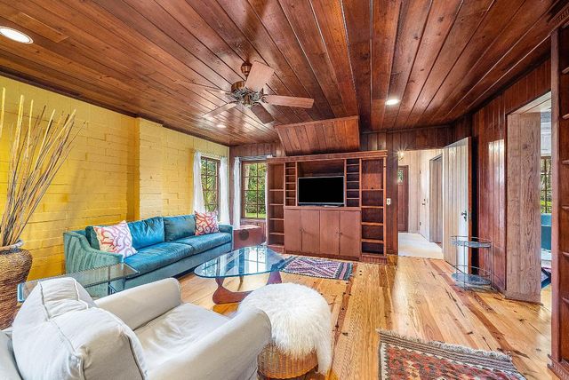 334 Palm Trail, Delray Beach, FL 33483