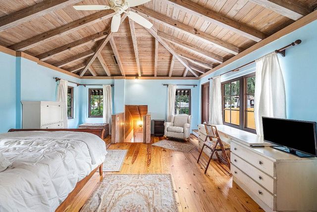 334 Palm Trail, Delray Beach, FL 33483