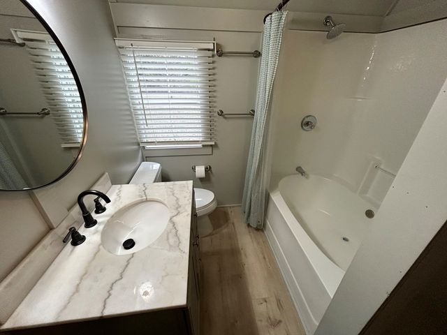 130 Clement St, Big Sandy, TN 38221