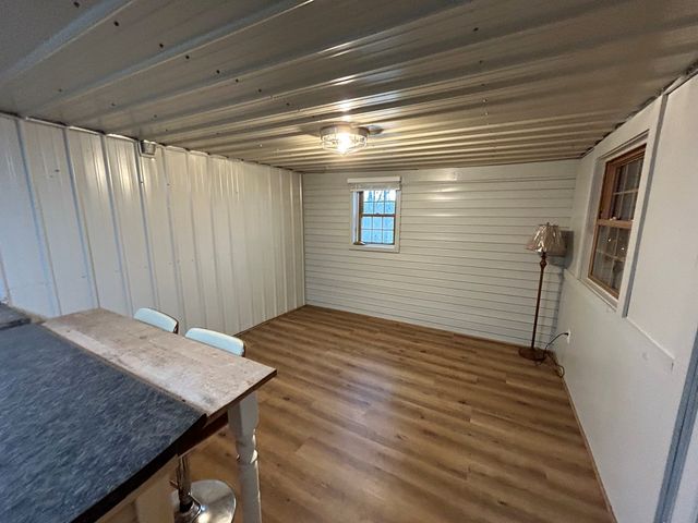 130 Clement St, Big Sandy, TN 38221