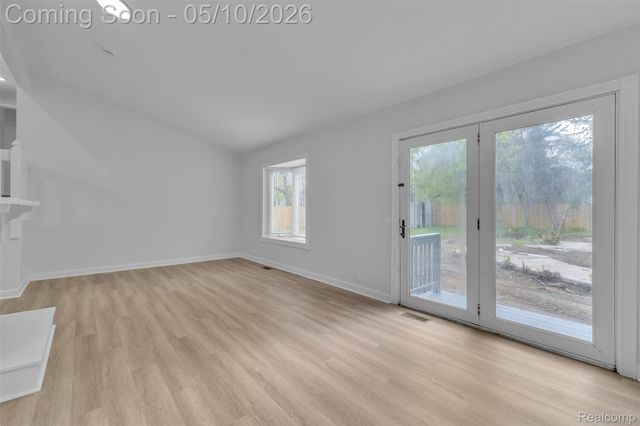 854 Estes Court, Waterford Charter Township, MI 48327