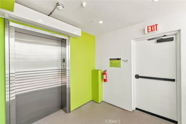 176 N Catalina Ave 404, Pasadena, CA 91106