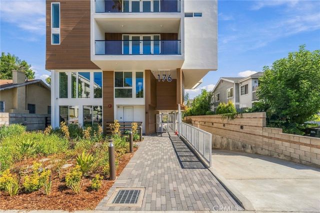 176 N Catalina Ave 404, Pasadena, CA 91106