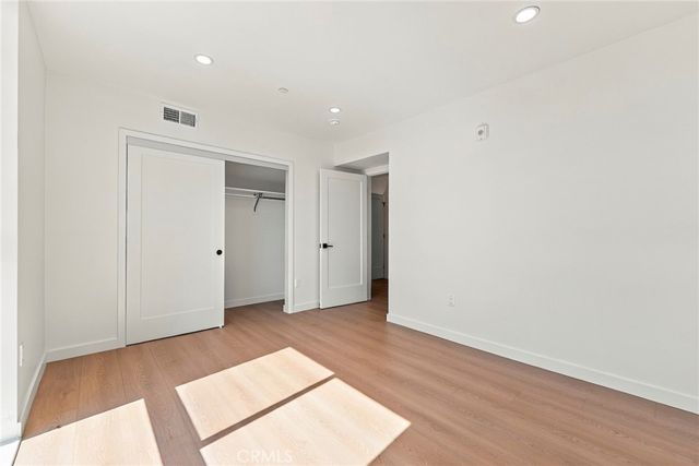 176 N Catalina Ave 404, Pasadena, CA 91106