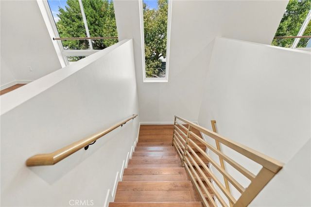 176 N Catalina Ave 404, Pasadena, CA 91106