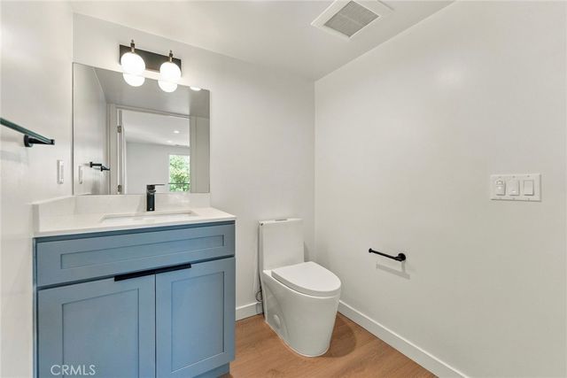 176 N Catalina Ave 404, Pasadena, CA 91106