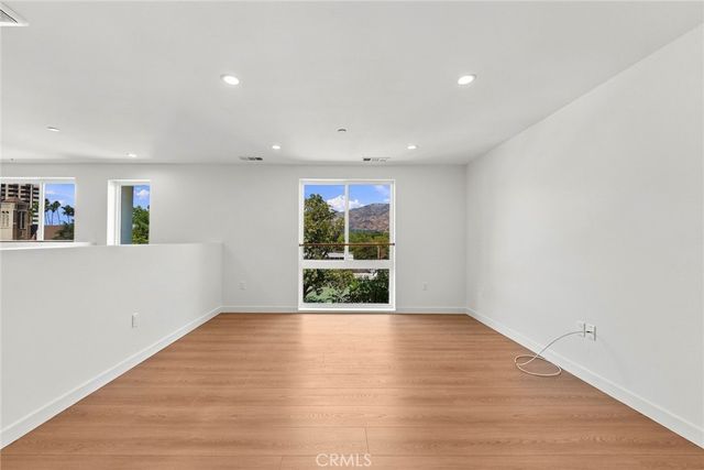 176 N Catalina Ave 404, Pasadena, CA 91106