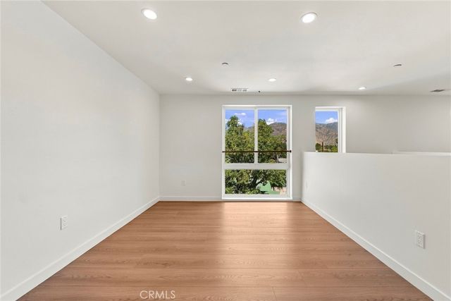 176 N Catalina Ave 404, Pasadena, CA 91106