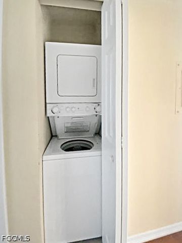 3334 N Key DR 8, North Fort Myers, FL 33903