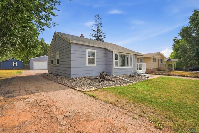 2010 RED DALE DR, Rapid City, SD 57702