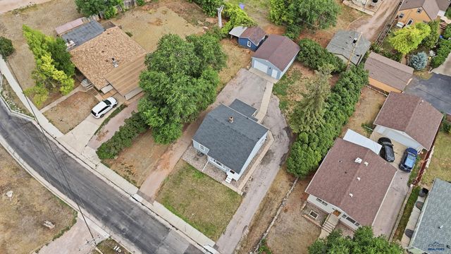 2010 RED DALE DR, Rapid City, SD 57702