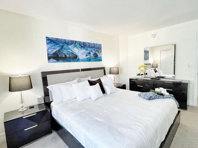 3000 N Ocean Drive 16-b, Singer Island, FL 33404