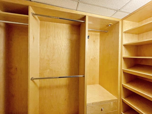 3000 N Ocean Drive 16-b, Singer Island, FL 33404