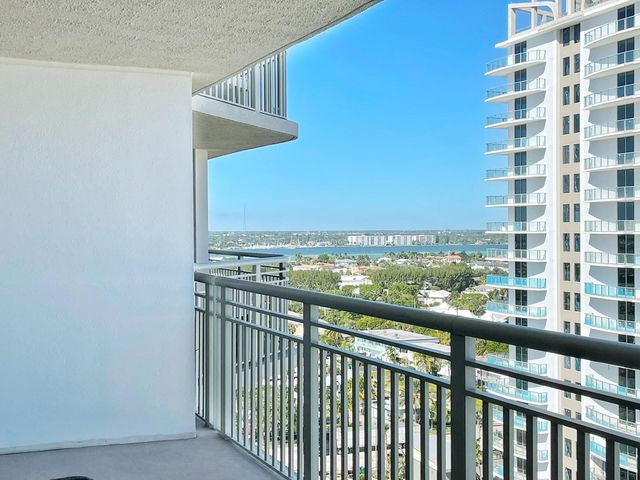 3000 N Ocean Drive 16-b, Singer Island, FL 33404