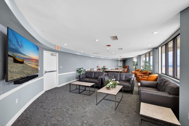 3000 N Ocean Drive 16-b, Singer Island, FL 33404