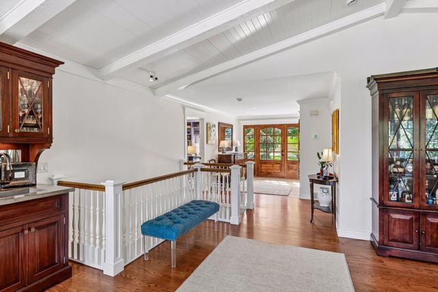 330 Peavey Road, Wayzata, MN 55391