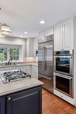 330 Peavey Road, Wayzata, MN 55391