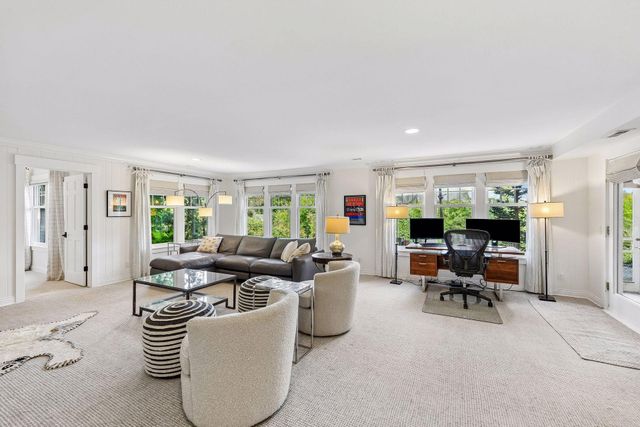 330 Peavey Road, Wayzata, MN 55391