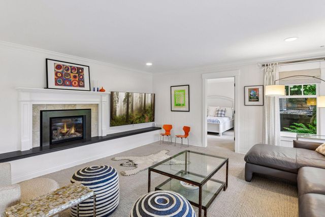 330 Peavey Road, Wayzata, MN 55391