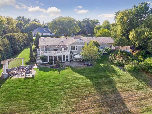 330 Peavey Road, Wayzata, MN 55391