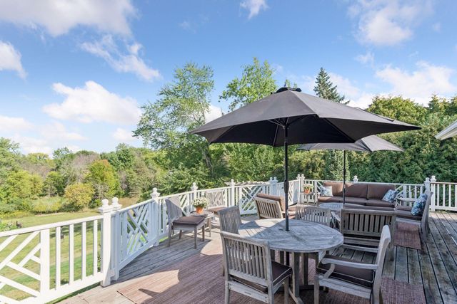 330 Peavey Road, Wayzata, MN 55391