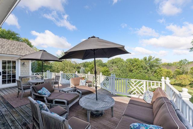330 Peavey Road, Wayzata, MN 55391