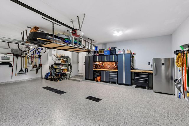 330 Peavey Road, Wayzata, MN 55391