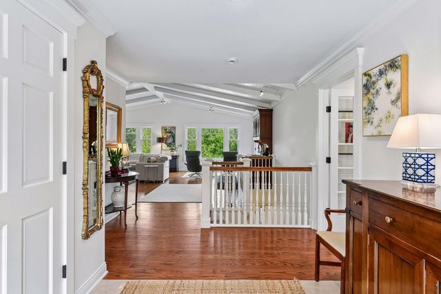 330 Peavey Road, Wayzata, MN 55391