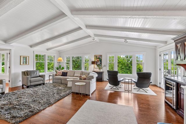 330 Peavey Road, Wayzata, MN 55391