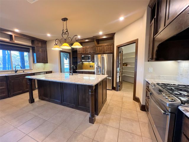 501 Private Road 5980, Yantis, TX 75497