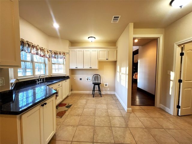 501 Private Road 5980, Yantis, TX 75497